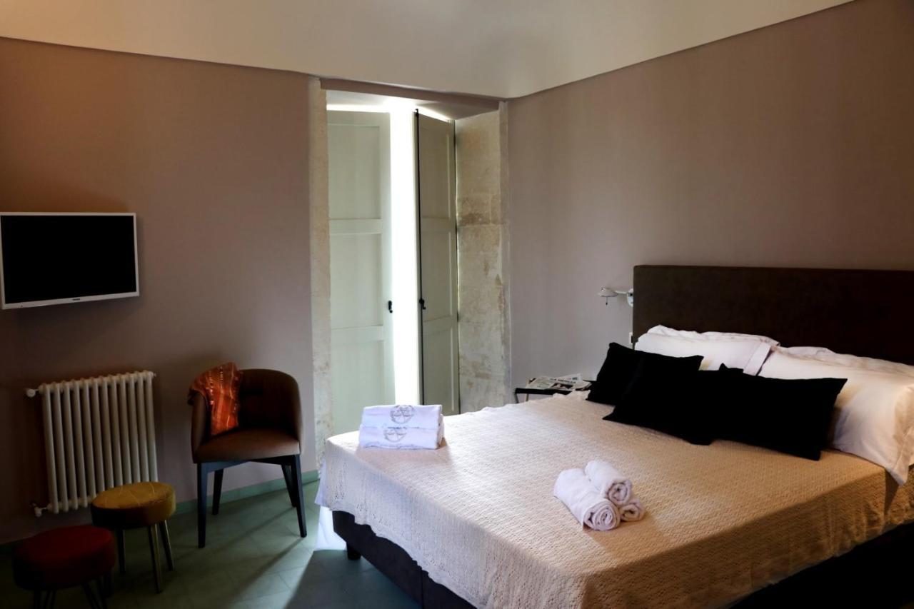 パラッツォーロ・アクレイデ Casa Dei Giurati Bed & Breakfast エクステリア 写真